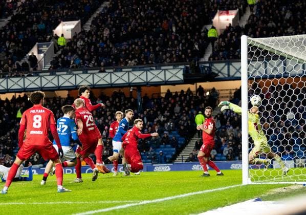 Emmanuel Fernandez of Rangers scores his sides second goal during Scottish Premiership match at Ibrox Stadium, Glasgow. Rangers v Aberdeen - Scottish Premiership - Ibrox Stadium, Glasgow, Lanarkshire, Scotland, UK - 06 Jan 2026Glasgow Ibrox Stadium Lanarkshire, Scotland United Kingdom EDITORIAL USE ONLY  Copyright: xRangersxFC Shutterstockx 16237029ag