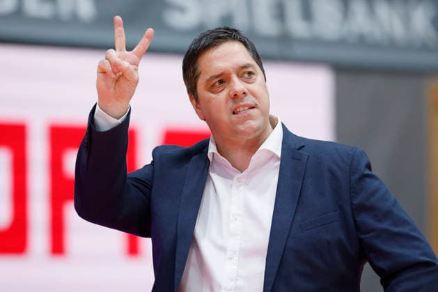 f l t r Head Coach Sasa Filipovski Fitness First Wuerzburg Baskets , 06 01 2026, Basketball Champions League, Fitness First Wuerzburg Baskets vs Patrioti Levice, GER, Wuerzburg, Tectake Arena Copyright: HMBxMedia xHeikoxBecker