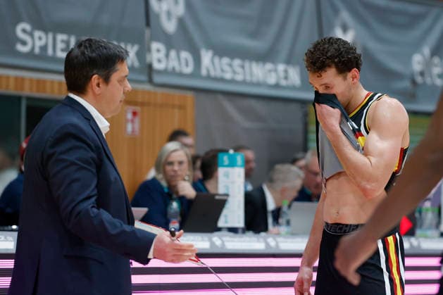 f l t r Head Coach Sasa Filipovski Fitness First Wuerzburg Baskets and Brae Ivey Fitness First Wuerzburg Baskets, 11 , 06 01 2026, Basketball Champions League, Fitness First Wuerzburg Baskets vs Patrioti Levice, GER, Wuerzburg, Tectake Arena Copyright: HMBxMedia xHeikoxBecker