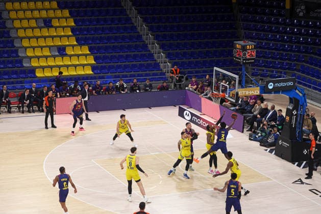 FC Barcelona, Barca V Maccabi Rapyd Tel Aviv - Euroleague The match between FC Barcelona and Maccabi Rapyd Tel Aviv corresponds to round 20 of the Euroleague and takes place behind closed doors at the Palau Blaugrana in Barcelona, Spain, on January 6, 2025. Barcelona Spain  Copyright: xUrbanandsportx originalFilename:urbanandsport-fcbarcel260106_npmFa.jpg