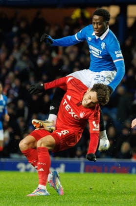 06.01.2026 Rangers v Aberdeen: Djeidi Gassama tackles Dante Polvara  Copyright: xWilliexVassx NINTCHDBPICT001049820194