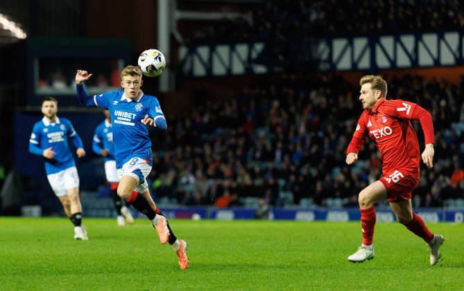 06.01.2026 Rangers v Aberdeen: Connor Barron with Stuart Armstrong  Copyright: xWilliexVassx NINTCHDBPICT001049820225