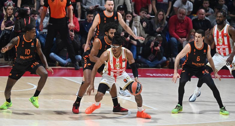 CRVENA ZVEZDA vs VALENCIA CHIMA MONEKE, basketball player of Crvena Zvezda, during the Euroleague match against Valencia, at Aleksandar Nikolic Hall. Belgrade, 06.01.2026. photo: Nebojsa Parausic MN Press Photo BASKETBALL, EUROLEAGUE, CRVENA ZVEZDA, VALENCIA Belgrade Hala Aleksandar Nikolic Serbia Copyright: xNebojsaxParausicx xMNxPressx