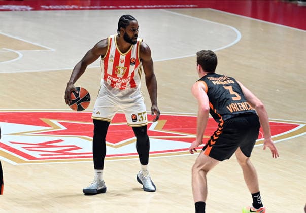 CRVENA ZVEZDA vs VALENCIA SAMMY OJELEYE, basketball player of Crvena Zvezda, during the Euroleague match against Valencia, at Aleksandar Nikolic Hall. Belgrade, 06.01.2026. photo: Nebojsa Parausic MN Press Photo BASKETBALL, EUROLEAGUE, CRVENA ZVEZDA, VALENCIA Belgrade Hala Aleksandar Nikolic Serbia Copyright: xNebojsaxParausicx xMNxPressx