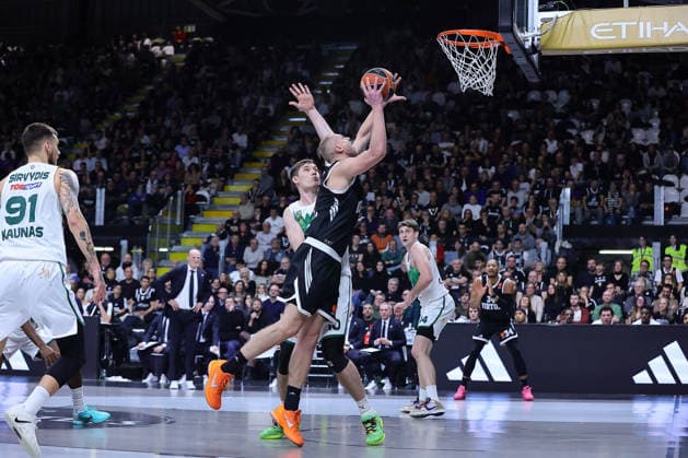 BASKET - Euroleague - Virtus Bologna vs Zalgiris Kaunas 09 Alen Smailagic Virtus Match BASKETBALL - EUROLEAGUE Virtus Bologna vs Zalgiris Kaunas 06-01-2026 10 Azuolas Tubelis Zalgiris Kaunas Match BASKETBALL - EUROLEAGUE Virtus Bologna vs Zalgiris Kaunas 06-01-2026 during Virtus Bologna vs Zalgiris Kaunas, Basketball Euroleague match in Bologna, Italy, January 06 2026 Bologna Italy  Copyright: xIPAxSport ABACAx