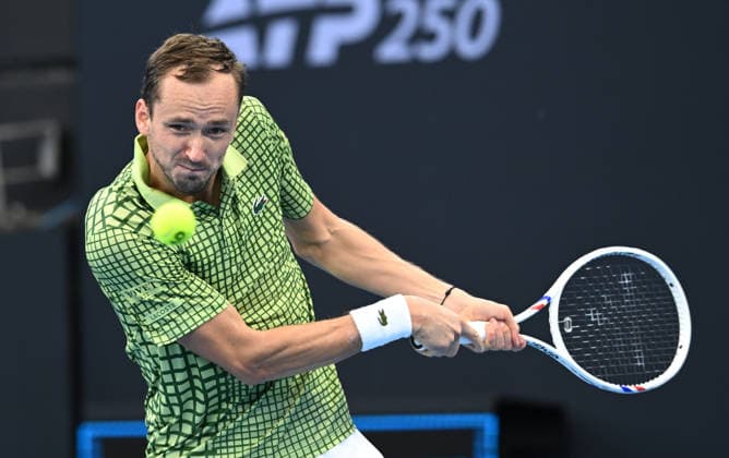 TENNIS BRISBANE INTERNATIONAL, Daniil Medvedev of Russia in action against Frances Tiafoe of the USA during day four of the Brisbane International tennis tournament at Pat Rafter Arena in Brisbane, Wednesday, January 7, 2026. ( NO ARCHIVING, EDITORIAL USE ONLY BRISBANE QUEENSLAND AUSTRALIA  Copyright: xDARRENxENGLANDx 20260107117840713000
