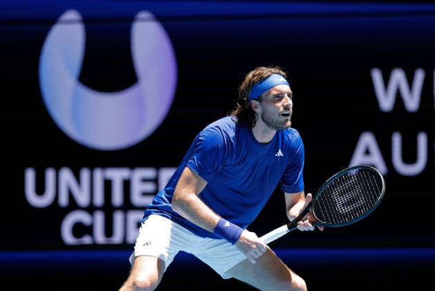 TENNIS UNITED CUP PERTH, Stefanos Tsitsipas of Greece in action against Taylor Fritz of the USA during the United Cup quarter-final match between Greece and the USA at RAC Arena in Perth, Wednesday, January 7, 2026. ( NO ARCHIVING, EDITORIAL USE ONLY PERTH Western Australia Australia  Copyright: xRICHARDxWAINWRIGHTx 20260107143049496756
