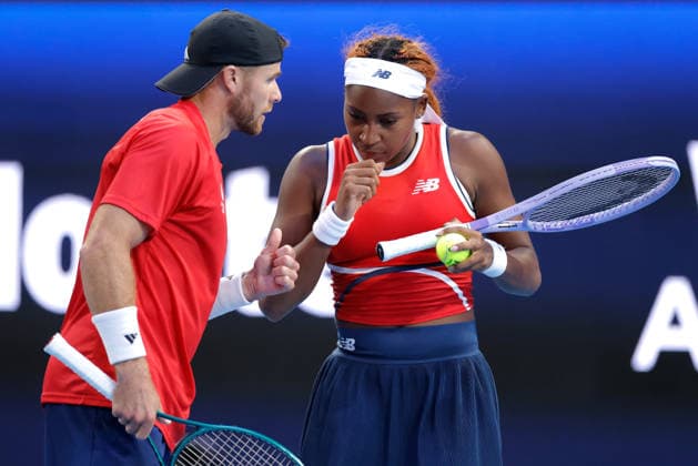 TENNIS UNITED CUP PERTH, Coco Gauff and Christian Harrison of the USA in action against Maria Sakkari and Stefanos Tsitsipas of Greece during the United Cup quarter-final doubles match between Greece and the USA at RAC Arena in Perth, Wednesday, January 7, 2026. ( NO ARCHIVING, EDITORIAL USE ONLY PERTH Western Australia Australia  Copyright: xRICHARDxWAINWRIGHTx 20260107151664981104