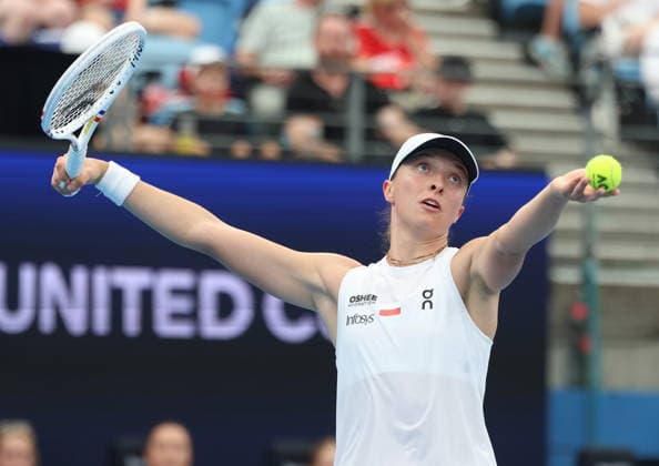 TENIS UNITED CUP SYDNEY 2026 07012026 N Z IGA SWIATEK W TRAKCIE MECZU Z SUZAN LAMENS PODCZAS RYWALIZACJI W GRUPIE F W TURNIEJU UNITED CUP W SYDNEY MARCIN CHOLEWINSKI NEWSPIX.PL TENIS UNITED CUP SYDNEY 2026 07012026 IGA SWIATEK DURING THE MATCH AGAINST SUZAN LAMENS IN COMPETITION GROUP F IN THE UNITED CUP IN SYDNEY NEWSPIX.PL --- newspix.pl POLAND OUT! 