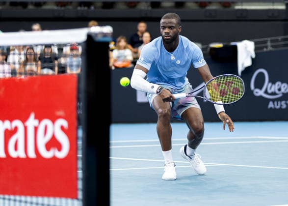 January 7, 2026, Brisbane, Qld, Australia: FRANCES TIAFOE of the United States plays a backhand during his MenÃ¢â‚¬â ¢s Singles round of 16 match against DANIIL MEDVEDEV of Russia at the Brisbane International. Brisbane Australia - ZUMAt173 20260107_zsp_t173_029 Copyright: xStephanexThomasx