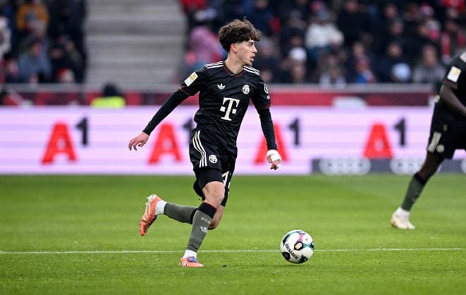 Football, 1st BL, David Santos Daiber signs professional contract with FC Bayern Munich, archive pictures