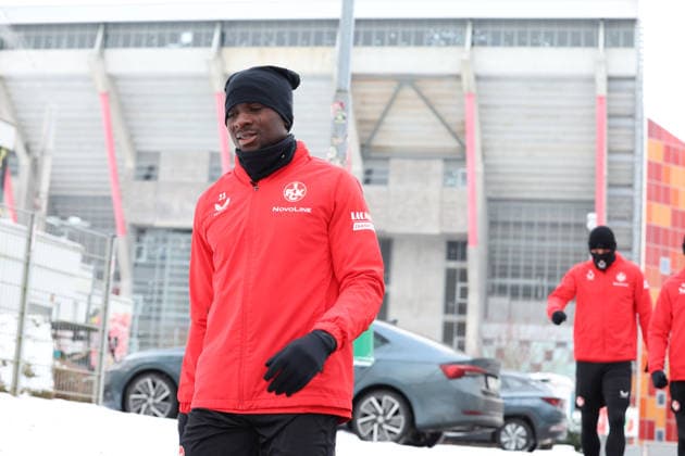 07 01 2026, xrekx, Football 2 Bundesliga, 1 FC Kaiserslautern Training v l Afeez Aremu 1 FC Kaiserslautern DFL DFB REGULATIONS PROHIBIT ANY USE OF PHOTOGRAPHS as IMAGE SEQUENCES and or QUASI VIDEO Kaiserslautern