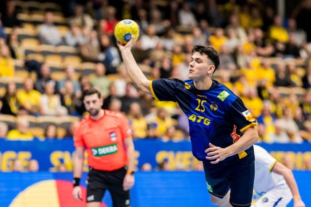 260107 Nikola Roganovic of Sweden during the international friendly handball match between Sweden and Brazil on January 7, 2026 in Partille Photo Mathias Bergeld BILDBYRAN code MB MB1272 handball handball handball international friendly sverige sweden brazil bbeng träningsmatch träningslandskamp  Copyright: MATHIASxBERGELD BB260107MB037