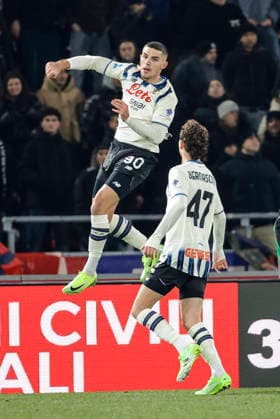 January 7, 2026, Bologna, BOLOGNA: Atalanta s Nikola Krstovic jubilates with his teammates after scoring the goal during the Italian Serie A soccer match Bologna FC vs Atalanta BC at Renato Dall Ara stadium in Bologna, Italy, 7 January 2026. ANSA SERENA CAMPANINI. Soccer: Serie A ; Bologna-Atalanta  - ZUMAa110 20260107_zaf_a110_024 Copyright: xSerenaxCampaninix