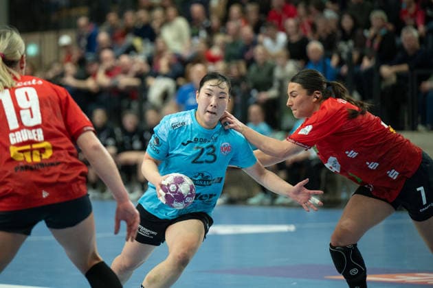 Lea Gruber Halle, 19 , Natsuki Aizawa THC, 23 , Engelina Alida Corona Molenaar Halle, 7 , SV Union Halle Neustadt vs Thüringer HC, Handball, 1 Bundesliga Women, Season 2025 26, 12 Matchday, 07 01 2026 Halle SWH Arena Sachsen Anhalt Germany