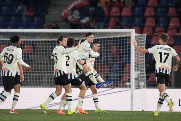 Atalanta s Nikola Krstovic celebrates after scoring the 0-2 goal for his team during the Serie A soccer match between Bologna and Atalanta at the Renato Dall™Ara Stadium in Bologna, north Italy - Wednesday, January 7, 2026 -  Copyright: xMassimoxPaolone LaPressex