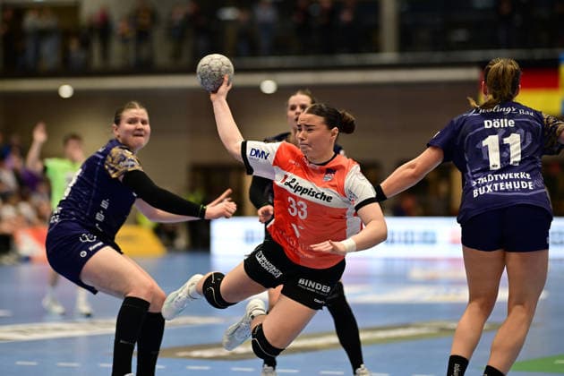 Handball I Women I Season 2025 2026 I 1 HBF I 12 Matchday I Buxtehuder SV HSG Blomberg Lippe I 07 01 2026 Throw Elin Rosa Magnusdottir 33, HSG Blomberg Lippe Buxtehude Halle Nord Niedersachsen Germany Copyright: xLobeca FelixxSchlikisx