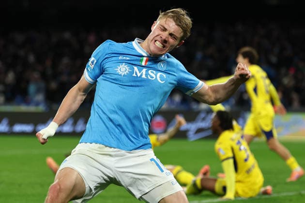 Rasmus Hojlund of SSC Napoli celebrates after scoring a goal, later disalloweb by the Video Assistant Referee (VAR), during the Serie A 2025 2026 football match between SSC Napoli and Hellas Verona at Diego Armando Maradona stadium in Naples (Italy), January 7, 2026. cesarexpurini