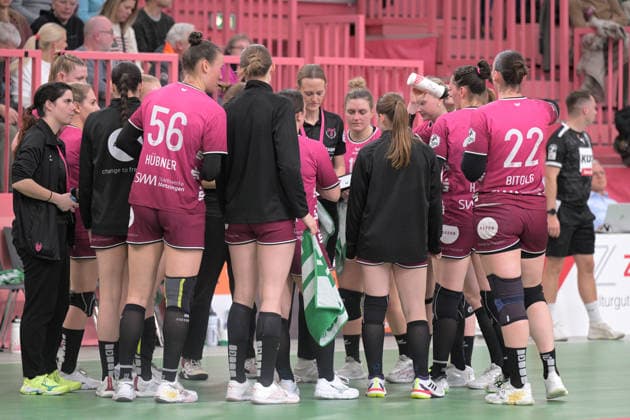 Time Out TusSies TusSies Metzingen vs BVB Borussia Dortmund Handball, Handball, Alsco HBF, 12 League Matchday, Season 2025 2026, 07 01 2026 TusSies Metzingen vs BVB Borussia Dortmund Handball, Handball, Alsco HBF, 12 League Matchday, Season 2025 2026, 07 01 2026 Tuebingen Copyright: xEibner-Pressefoto TobiasxBaurx EP_TBR
