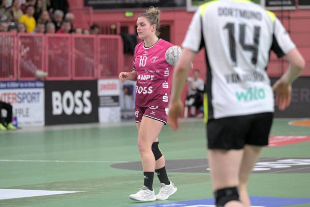 Nele Franz TusSies Metzingen, 10 TusSies Metzingen vs BVB Borussia Dortmund Handball, Handball, Alsco HBF, 12 League Matchday, Season 2025 2026, 07 01 2026 TusSies Metzingen vs BVB Borussia Dortmund Handball, Handball, Alsco HBF, 12 League Matchday, Season 2025 2026, 07 01 2026 Tuebingen Copyright: xEibner-Pressefoto TobiasxBaurx EP_TBR