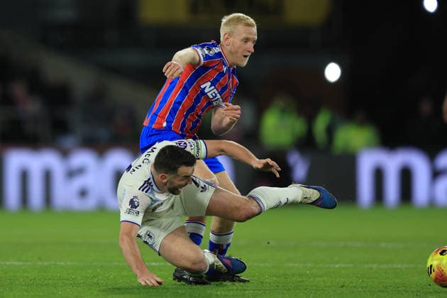 Crystal Palace v Aston Villa, Premier League Crystal Palace midfielder Will Hughes (19) clatters Aston Villa midfielder John McGinn (7) during the Premier League match between Crystal Palace and Aston Villa at Selhurst Park, London, UK on 7 January 2026. London Selhurst Park Greater London UK Editorial use only DataCo restrictions apply See www.football-dataco.com , Copyright: xSimonxRoex PSI-23539-0017