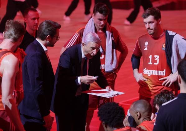 Dissatisfied FCBB coach Svetislav PESIC Basketball Bayern Baskonia Euroleague, FC Bayern Basketball Kosner Baskonia Vitoria Gasteiz, round 20, season 2025 2026, on 7 01 2026 in Munich, S A P G A R D E N, Germany Source Copyright Credit Oryk HAIST xBASKETBALL-BAYERN-BASKONIAx