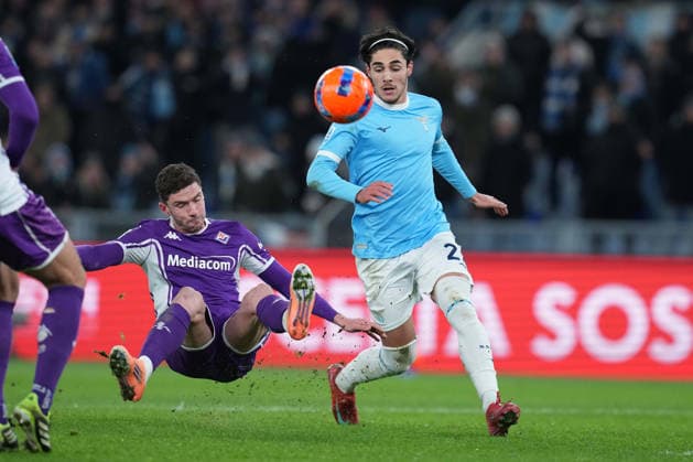 Fiorentina s Robin Gosens Lazio™s Matteo Cancellieri during the Serie A EniLive soccer match between Lazio and Fiorentina at the Rome s Olympic stadium, Italy - Wednesday January 7, 2026 - Soccer ( Photo by Alfredo Falcone LaPresse )  Copyright: xAlfredoxFalcone LaPressex