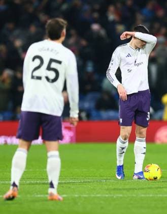 Benjamin Sesko of Manchester United, ManU looks dejected after the last goal scored by Bashir Humphreys of Burnley Burnley v Manchester United, Premier League, Football, Turf Moor, Burnley, UK - 07 Jan 2026Burnley Turf Moor United Kingdom EDITORIAL USE ONLY No use with unauthorised audio, video, data, fixture lists, club league logos or live services. Online in-match use limited to 120 images, no video emulation. No use in betting, games or single club league player publications. Copyright: xPaulxCurrie Shutterstockx 16232931co