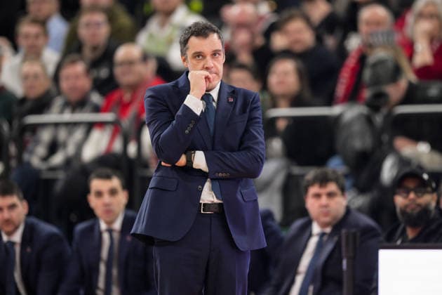 Basketball, Euroleague, 20260107, FC Bayern Munich Kosner Baskonia Vitoria Gasteiz In the picture Head Coach of Vitoria Gasteiz Paolo GALBIATI nervous Munich SAP Garden Bayern Germany Copyright: Passion2Press.dex xMarkusxFischex