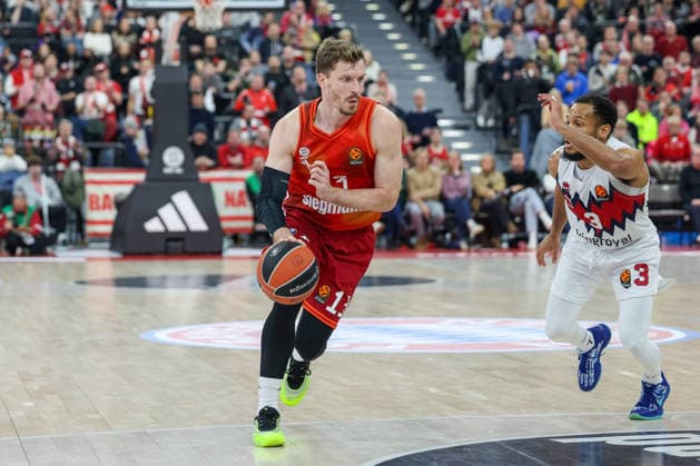 Andreas Obst FC Bayern Basketball, 13 with Markquis Nowell Baskonia Vitoria Gasteiz, 03 , GER, FC Bayern Basketball vs Kosner Baskonia Vitoria Gasteiz, Basketball, Euroleague, Matchday 20, Season 2025 2026, 07 01 2026, GER, FC Bayern Basketball vs Kosner Baskonia Vitoria Gasteiz, Basketball, Euroleague, Matchday 20, Season 2025 2026, 07 01 2026 Muenchen Copyright: xEibner-Pressefoto JennixMaulx EP_JML