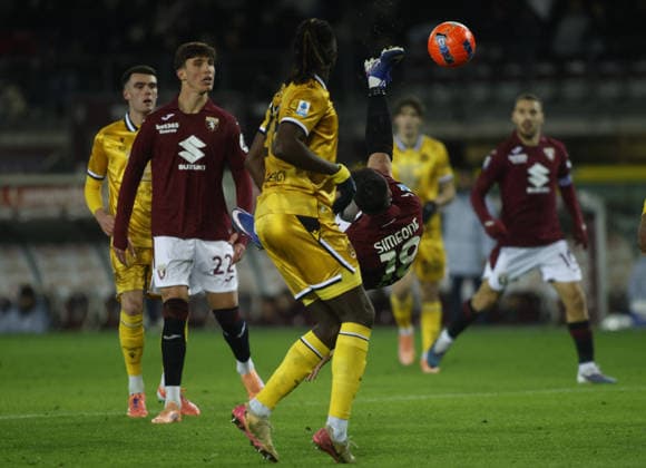 CALCIO - Serie A - Torino FC vs Udinese Calcio Giovanni Simeone of Torino FC during the Italian Serie A, 2025 26 season, football match between Torino FC and Udinese Calcio, on 07 January 2026 at Stadio Olimpico â?? Grande Torino , Turin Italy. Photo Nderim KACELI Turin Italy  Copyright: xIPAxSport ABACAx