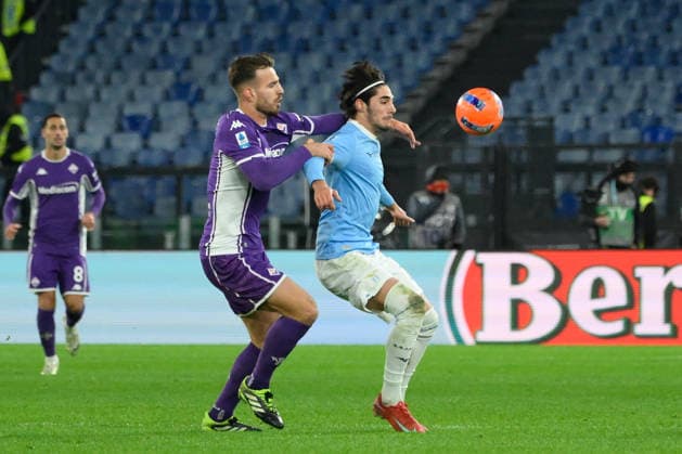 Fiorentina s Marin Pongracic and Lazioâ??s Matteo Cancellieri during the Italian Football Championship League A 2025 2026 match between SS Lazio vs ACF Fiorentina at the Olimpic Stadium in Rome on 07 January 2026.  Copyright: xFabrizioxCorradetti IPAxSportx xipa-agency.netx xx IPA_69795973 IPA_Agency_IPA69795973