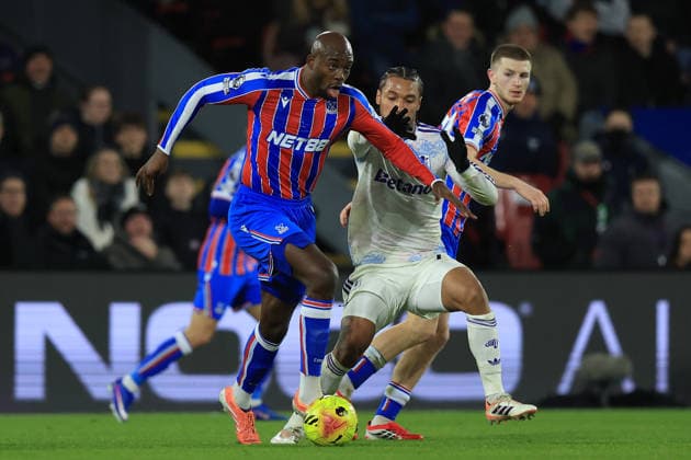 Crystal Palace v Aston Villa, Premier League Crystal Palace forward Jean-Phillipe Mateta (14) attacks during the Premier League match between Crystal Palace and Aston Villa at Selhurst Park, London, UK on 7 January 2026. London Selhurst Park Greater London UK Editorial use only DataCo restrictions apply See www.football-dataco.com , Copyright: xSimonxRoex PSI-23539-0062