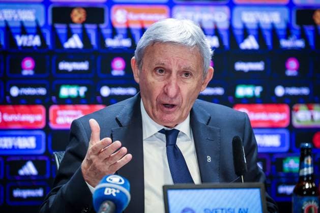 Head coach Svetislav Pesic FC Bayern Muenchen Basketball at the post-match press conference, emotion, satisfaction, expressive, gestures, gesticulates, explains, energetic, FC Bayern Muenchen Basketball vs Kosner Baskonia Vitoria Gasteiz, basketball, men, Turkish Airlines EuroLeague, regular season, season 2025 2026, 07 01 2026 Muenchen Bayern Germany Copyright: xkolbert-press MartinxAgüerax