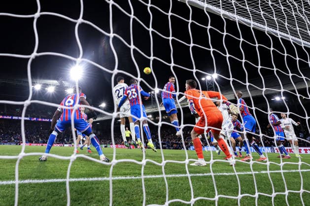 7th January 2026; Selhurst Park, Selhurst, London, England; Premier League Football, Crystal Palace versus Aston Villa; Jaydee Canvot of Crystal Palace and Morgan Rogers of Aston Villa compete for an header  HenningxvonxJagow