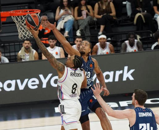 ISTANBUL, TURKEY - JANUARY 7: Brice Dessert (L) of Anadolu Efes and Jared Rhoden (R) of Paris Basketball in action during the EuroLeague Regular Season Round 20 match between Anadolu Efes Istanbul and Paris Basketball at Turkcell Basketball Development Center on January 7, 2026 in Istanbul, Turkey. (Photo by Seskimphoto ) Anadolu Efes Istanbul v Paris Basketball - Euroleague 2025 2026 