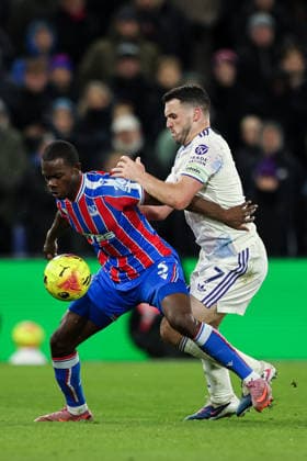 7th January 2026; Selhurst Park, Selhurst, London, England; Premier League Football, Crystal Palace versus Aston Villa; Tyrick Mitchell of Crystal Palace feels pressure from John McGinn of Aston Villa  HenningxvonxJagow