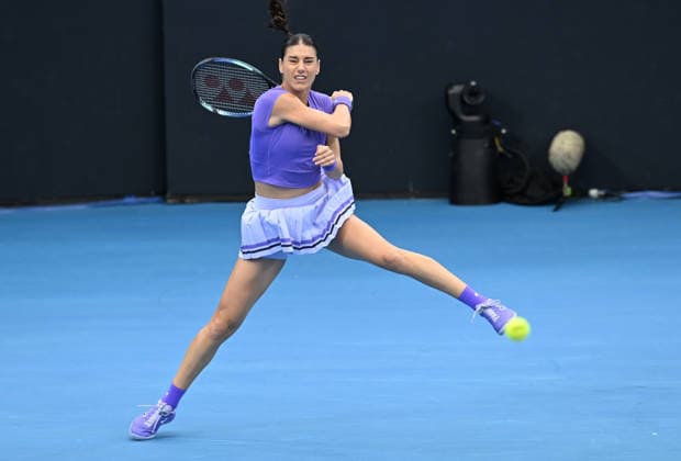 TENNIS BRISBANE INTERNATIONAL, Sorana Cirstea of Romania in action against Aryna Sabalenka of Belarus during day five of the Brisbane International tennis tournament at Pat Rafter Arena in Brisbane, Thursday, January 8, 2026. ( NO ARCHIVING, EDITORIAL USE ONLY BRISBANE QUEENSLAND AUSTRALIA  Copyright: xDARRENxENGLANDx 20260108125252886668
