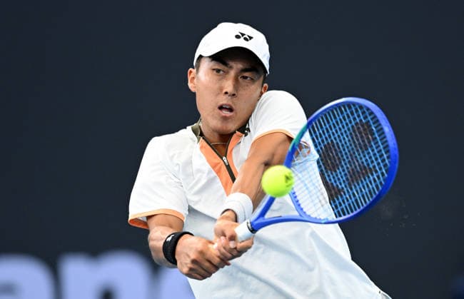 TENNIS BRISBANE INTERNATIONAL, Rinky Hijikata of Australia in action against Giovanni Mpetshi Perricard of France during day five of the Brisbane International tennis tournament at Pat Rafter Arena in Brisbane, Thursday, January 8, 2026. ( NO ARCHIVING, EDITORIAL USE ONLY BRISBANE QUEENSLAND AUSTRALIA  Copyright: xDARRENxENGLANDx 20260108171161402289