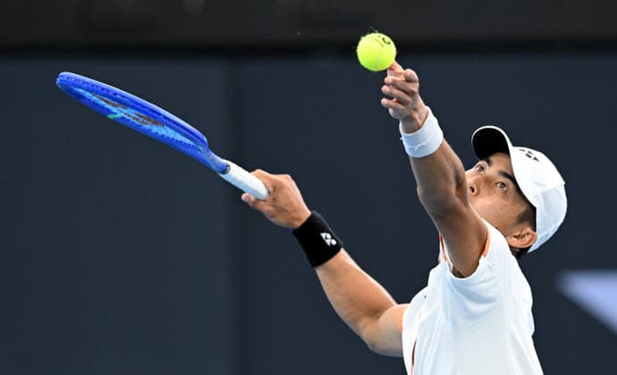 TENNIS BRISBANE INTERNATIONAL, Rinky Hijikata of Australia in action against Giovanni Mpetshi Perricard of France during day five of the Brisbane International tennis tournament at Pat Rafter Arena in Brisbane, Thursday, January 8, 2026. ( NO ARCHIVING, EDITORIAL USE ONLY BRISBANE QUEENSLAND AUSTRALIA  Copyright: xDARRENxENGLANDx 20260108184342272896
