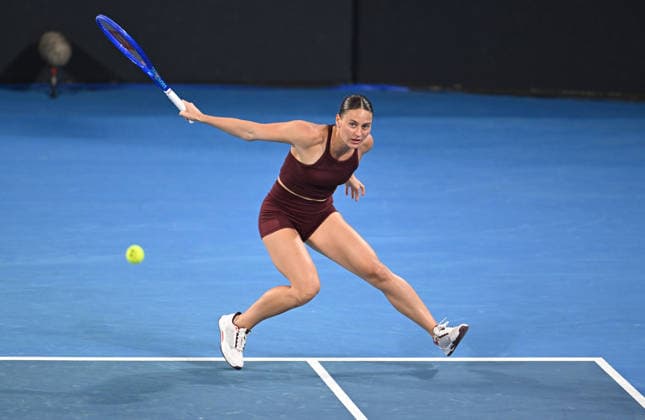 TENNIS BRISBANE INTERNATIONAL, Marta Kostyuk of Ukraine in action against Amanda Anisimova of USA during day 5 of the Brisbane International tennis tournament at Pat Rafter Arena in Brisbane, Thursday, January 8, 2026. ( NO ARCHIVING, EDITORIAL USE ONLY BRISBANE QUEENSLAND AUSTRALIA  Copyright: xDAVExHUNTx 20260108140851379763