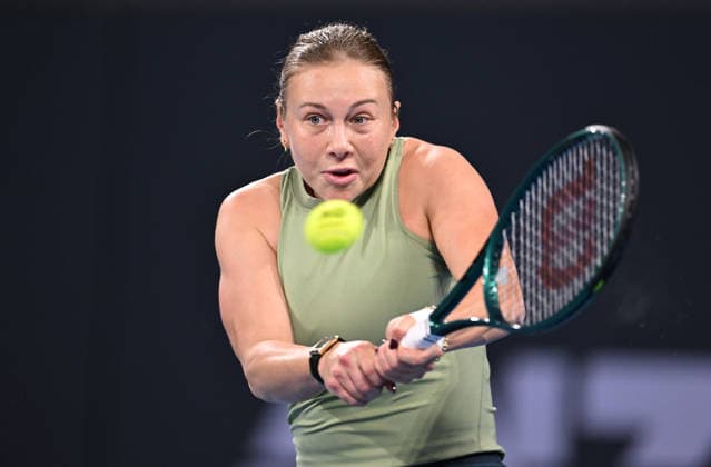 TENNIS BRISBANE INTERNATIONAL, Amanda Anisimova of USA in action against Marta Kostyuk of Ukraine during day 5 of the Brisbane International tennis tournament at Pat Rafter Arena in Brisbane, Thursday, January 8, 2026. ( NO ARCHIVING, EDITORIAL USE ONLY BRISBANE QUEENSLAND AUSTRALIA  Copyright: xDAVExHUNTx 20260108125277117156