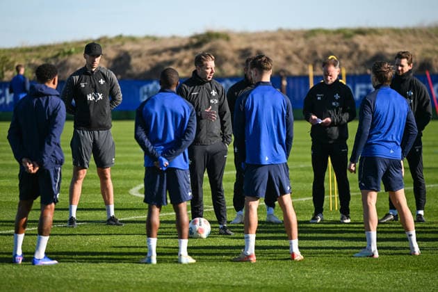 Florian Kohfeldt SV Darmstadt 1898, Coach gives instructions to the team, ESP, SV Darmstadt 98, Football, 2 Bundesliga, Training camp in El Saler, 5 day, 08 01 2026 ESP, SV Darmstadt 98, Football, 2 Bundesliga, Training camp in El Saler, 5 day El Saler Copyright: xEibner-Pressefoto FlorianxWiegandx EP_FWD