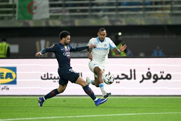 Paris Saint-Germain v Olympique de Marseille - Trophee des Champions 2026 33 Warren ZAIRE EMERY (psg) - 14 Igor PAIXAO (om) during the Trophee des Champions 2026 match between Paris and Marseille on January 8, 2026 at Jaber Al-Ahmad International Stadium in Kuwait City, Kuwait. Kuwait City KoweÃ¯t  Copyright: xFEPx 776439955