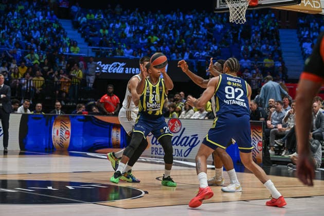Dubai Basketball v Fenerbahce Beko - EuroLeague DUBAI, UNITED ARAB EMIRATES - JANUARY 8: Devon Hall (20) of Fenerbahce in action during the EuroLeague 2025-26 season game between Dubai Basketball and Fenerbahce Beko at the Coca Cola Arena in Dubai, United Arab Emirates on January 8, 2026. Waleed Zein Anadolu Dubai United Arab Emirates. Editorial use only. Please get in touch for any other usage.  Copyright: x2026xAnadoluxWaleedxZeinx