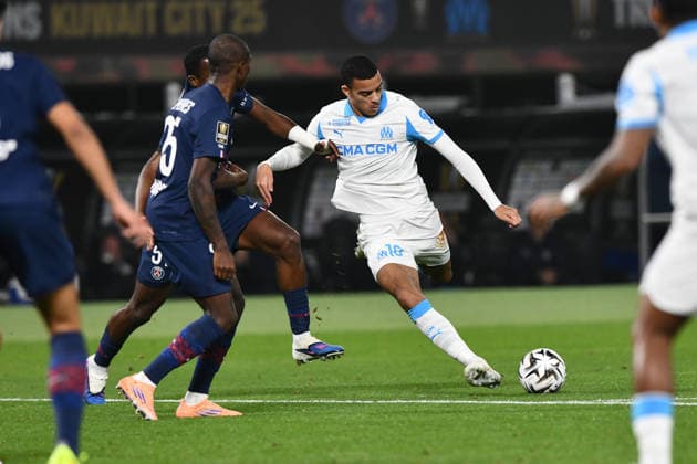 Paris Saint-Germain v Olympique Marseille - French Super Cup KUWAIT CITY, KUWAIT - JANUARY 8: Mason Greenwood (R) of Olympique Marseille in action during the French Super Cup final match between Paris Saint-Germain and Olympique Marseille at Jaber Al Ahmad International Stadium in Kuwait City, Kuwait on January 8, 2026. Jaber Abdulkhaleq Anadolu Kuwait City Kuwait. Editorial use only. Please get in touch for any other usage.  Copyright: x2026xAnadoluxJaberxAbdulkhaleqx