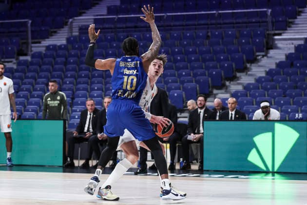 January 8, 2026, Madrid, Madrid, Spain: Mario Hezonja of Real Madrid in action during the EuroLeague Regular Season Round 21 match between Real Madrid and Maccabi Tel Aviv at Movistar Arena on January 08 2026, in Madrid, Spain. Madrid Spain - ZUMAa181 20260108_zaa_a181_040 Copyright: xIrinaxR.xHipolitox