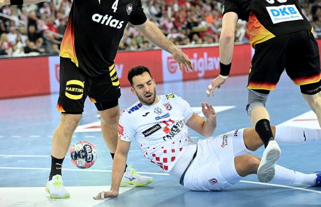 Zagreb, 080126. Arena Zagreb. Friendly handball match in preparation for the European Championship, EM, Europameisterschaft Croatia - Germany. In the photo: Zvonimir Srna. Photo: Ronald Gorsic CROPIX Copyright: xxRonaldxGorsicx hrvatska_njemacka14-080126