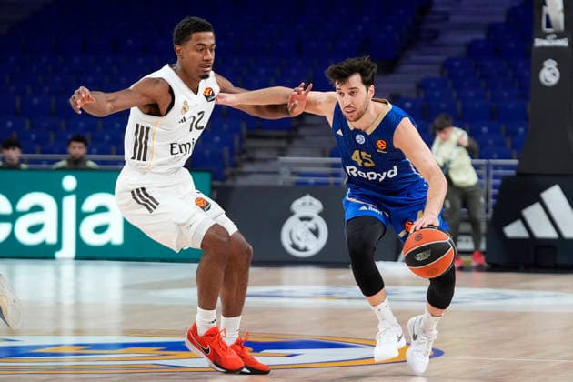 REAL MADRID v MACCABI RAPYD TEL AVIV. EUROLEAGUE 2025 2026. REGULAR SEASON. ROUND 21. Real Madrid s Theo Maledon (l) and Maccabi Rapyd Tel Aviv s Tamir Blatt during Euroleague Regular Season Round 21 match. January 8, 2026. (ALTERPHOTOS Acero) MadridSpain  Copyright: xAcerox