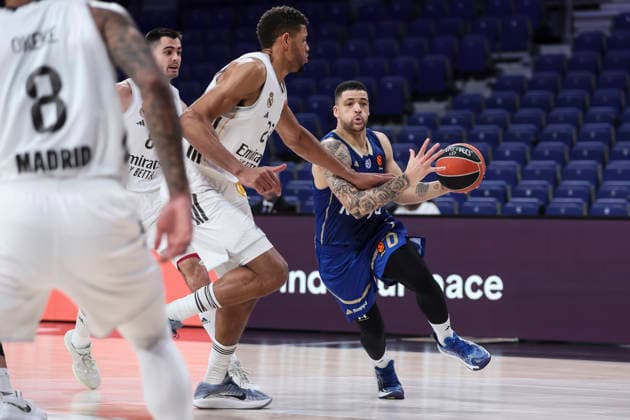 January 8, 2026, Madrid, Madrid, Spain: Iffe Lundberg of Maccabi Rapyd Tel Aviv in action during the EuroLeague Regular Season Round 21 match between Real Madrid and Maccabi Tel Aviv at Movistar Arena on January 08 2026, in Madrid, Spain. Madrid Spain - ZUMAa181 20260108_zaa_a181_082 Copyright: xIrinaxR.xHipolitox